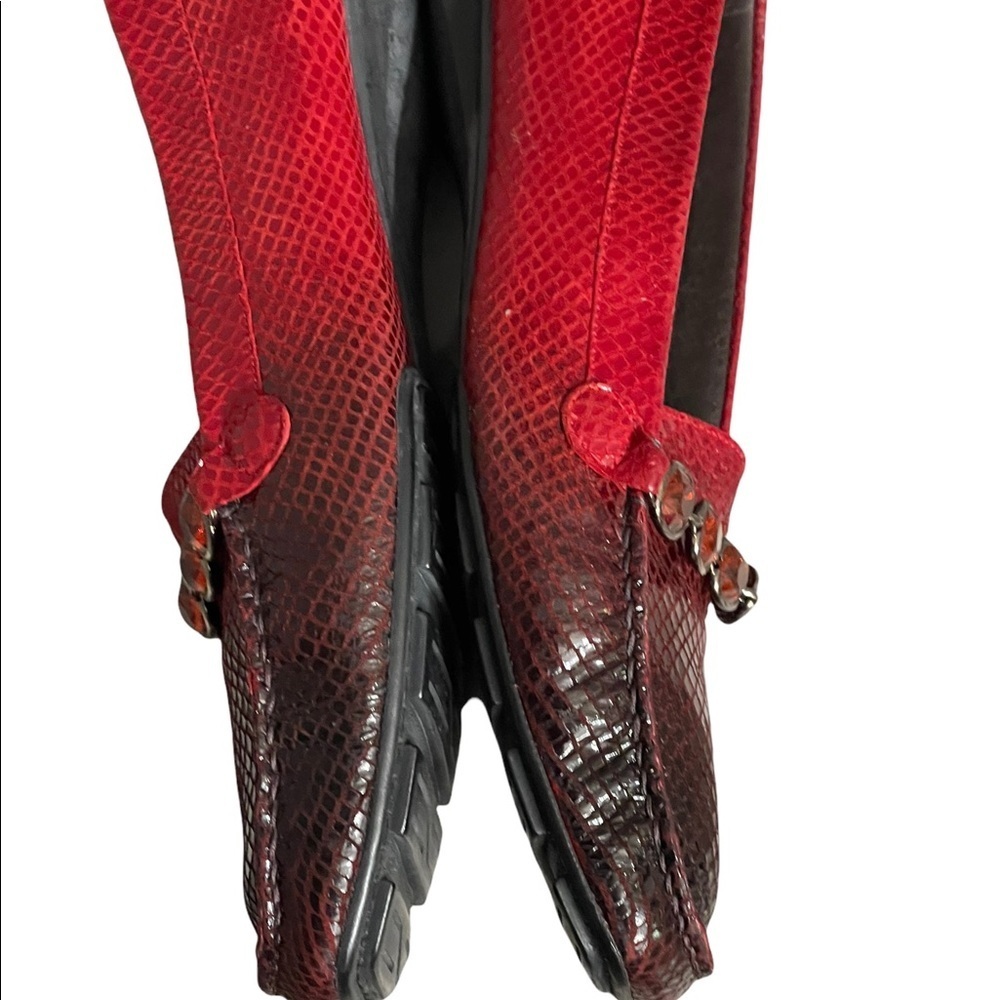 Stuart Weitzman Loafers Snake Skin Pattern Red Ombre bejewelled Sz 8M - Picture 9 of 12